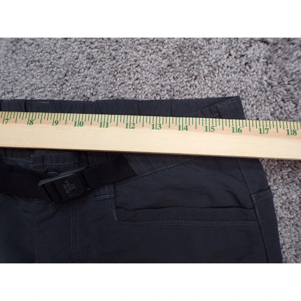 mens north face shorts adjustable size medium see pics
